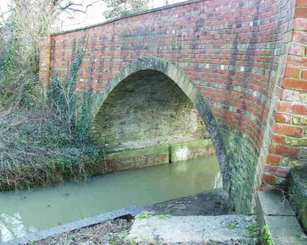 Halfway Bridge, Ewen